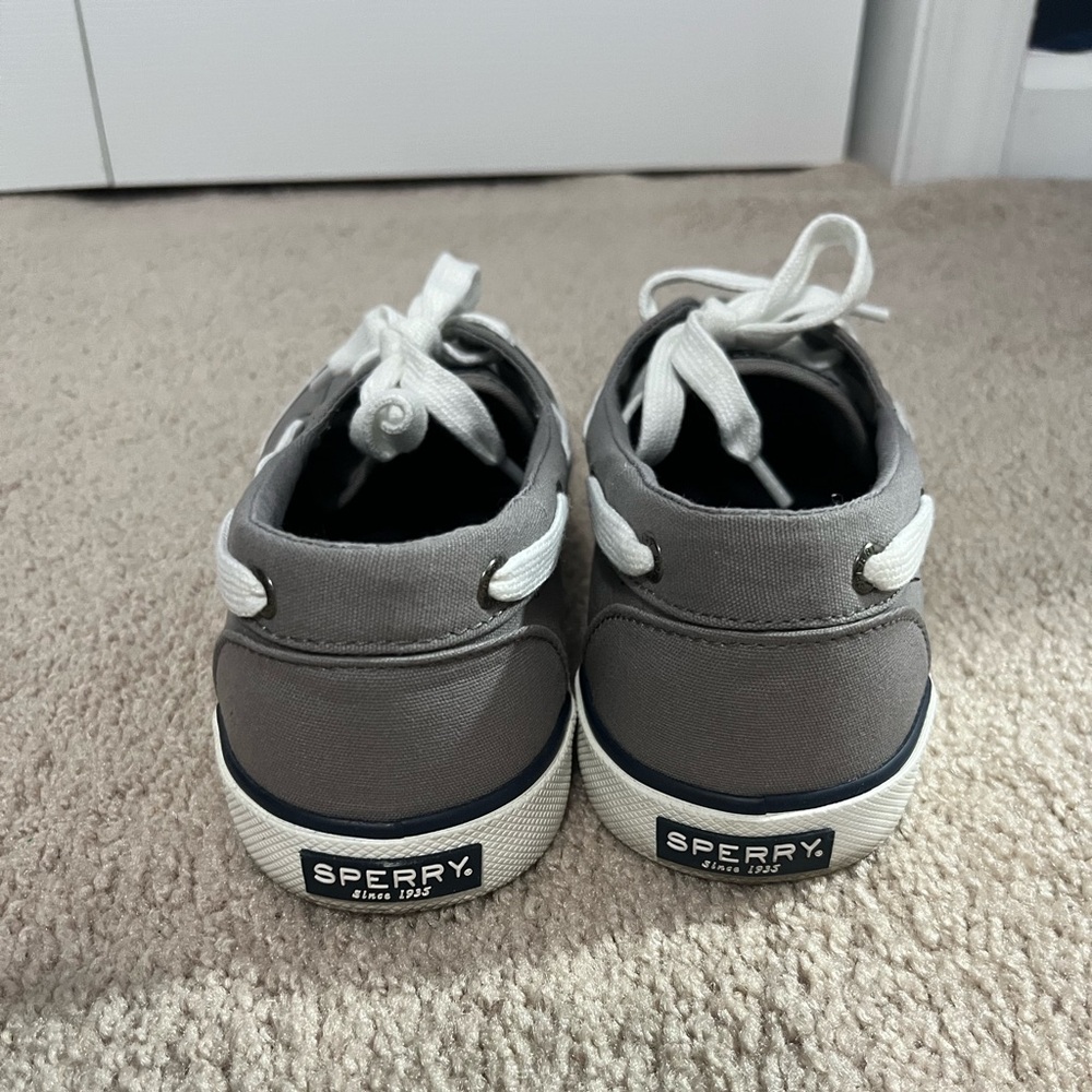 Grey sperry shoes - Picture 2 of 2